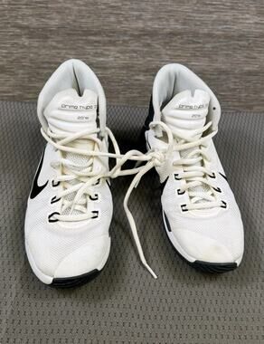 NIKE Prime Hype DF Womens Size 6.5 White Black Basketball Sneakers Shoes